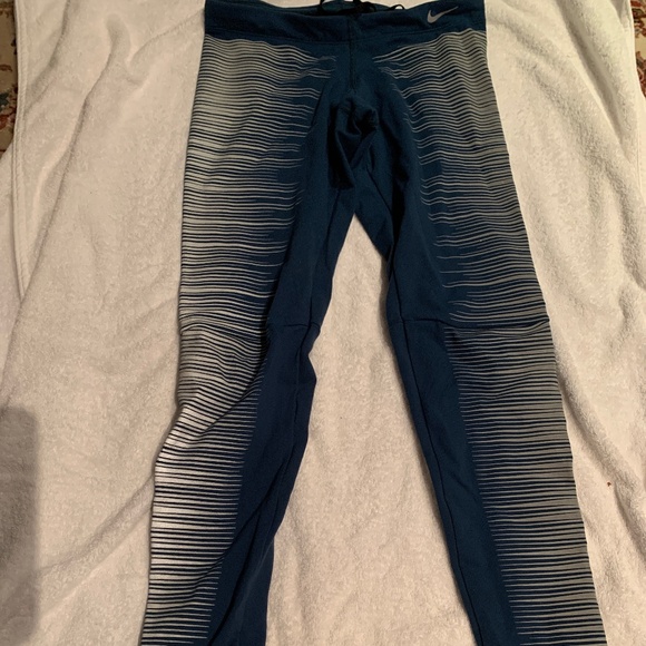 Nike leggings - Picture 1 of 1